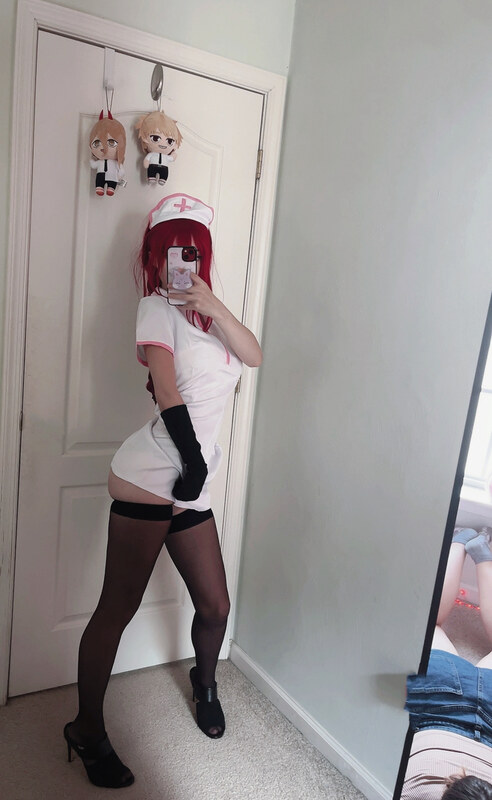 komocos nude photo 14