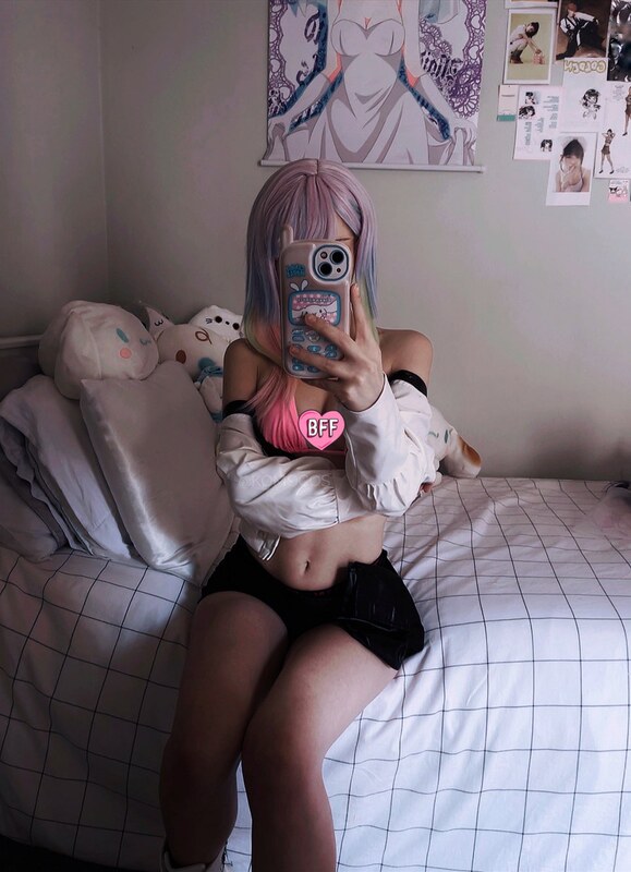 komocos nude photo 24