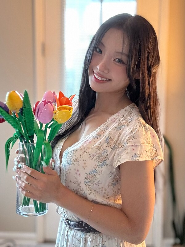 Kong nude photo 4