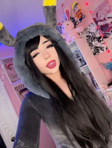 Koraaura nude photo 17