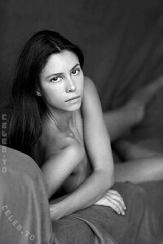 Kristen Kiehnle nude photo 9