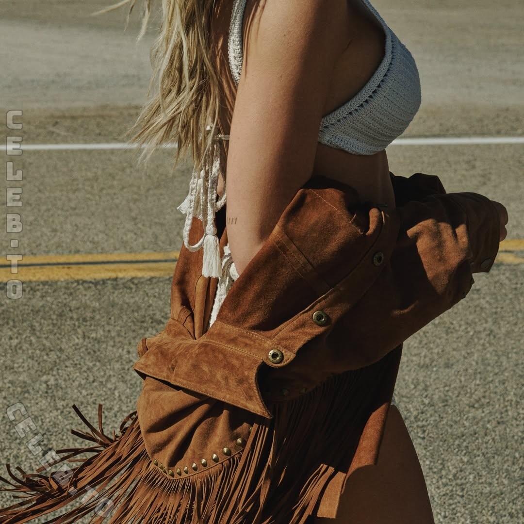 Kristin Cavallari nude photo 7