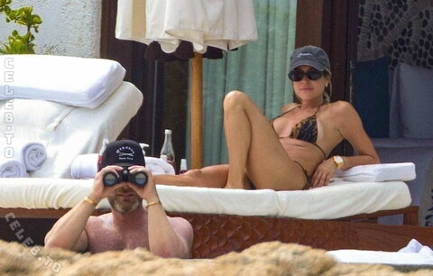 Kristin Cavallari nude photo 22