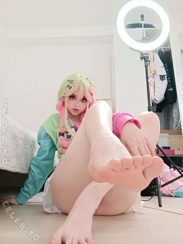 Kristina.commander nude photo 4