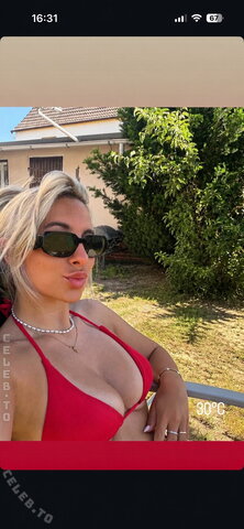 Kristinkbi – Insta Story, but her boyfriend was removed
