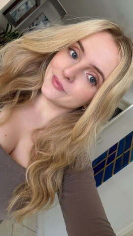 Krysttl Sexy (3 photos)