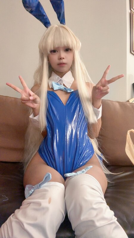 Kun Ai Chan nude photo 1