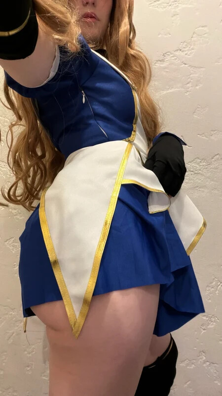 Kurisutyn nude photo 5