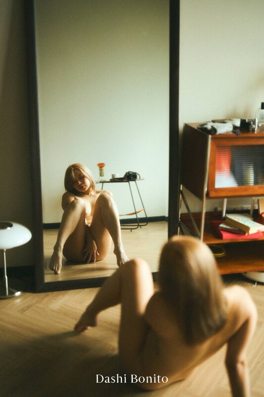 Kuromelo nude photo 2