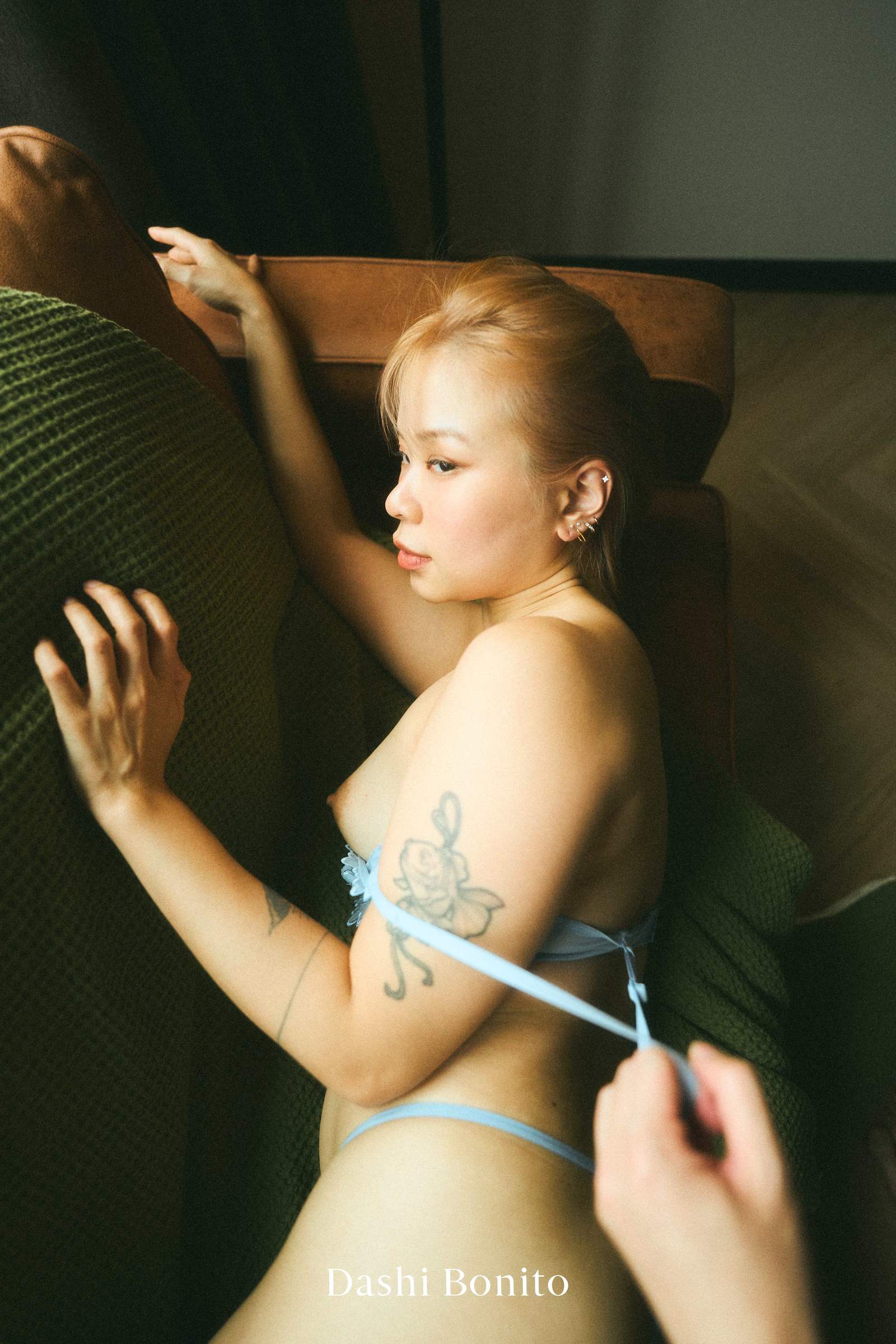 Kuromelo nude photo 5