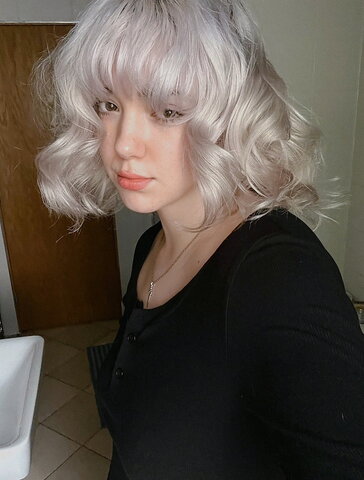 kvwviiju nude photo 16