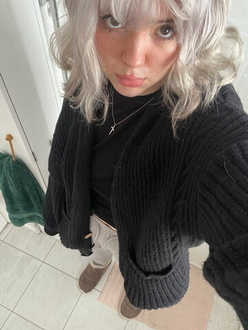kvwviiju nude photo 13