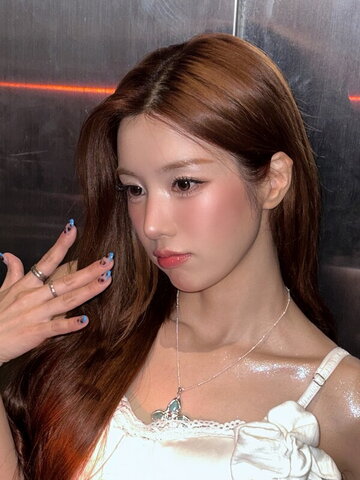 Kwon Eunbi nude photo 71
