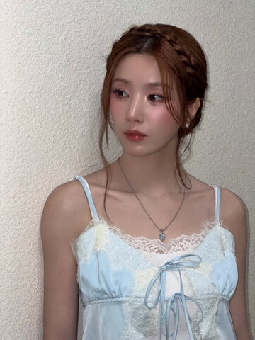 Kwon Eunbi nude photo 28