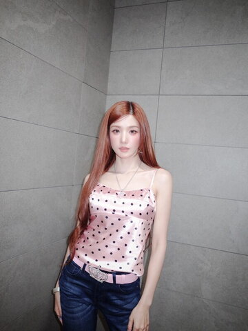 Kwon Eunbi nude photo 3