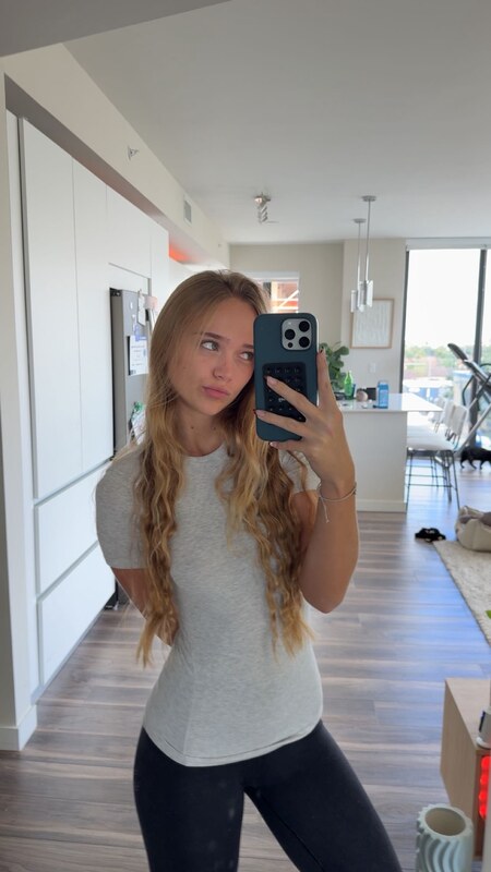 Kyla Dodds nude photo 20