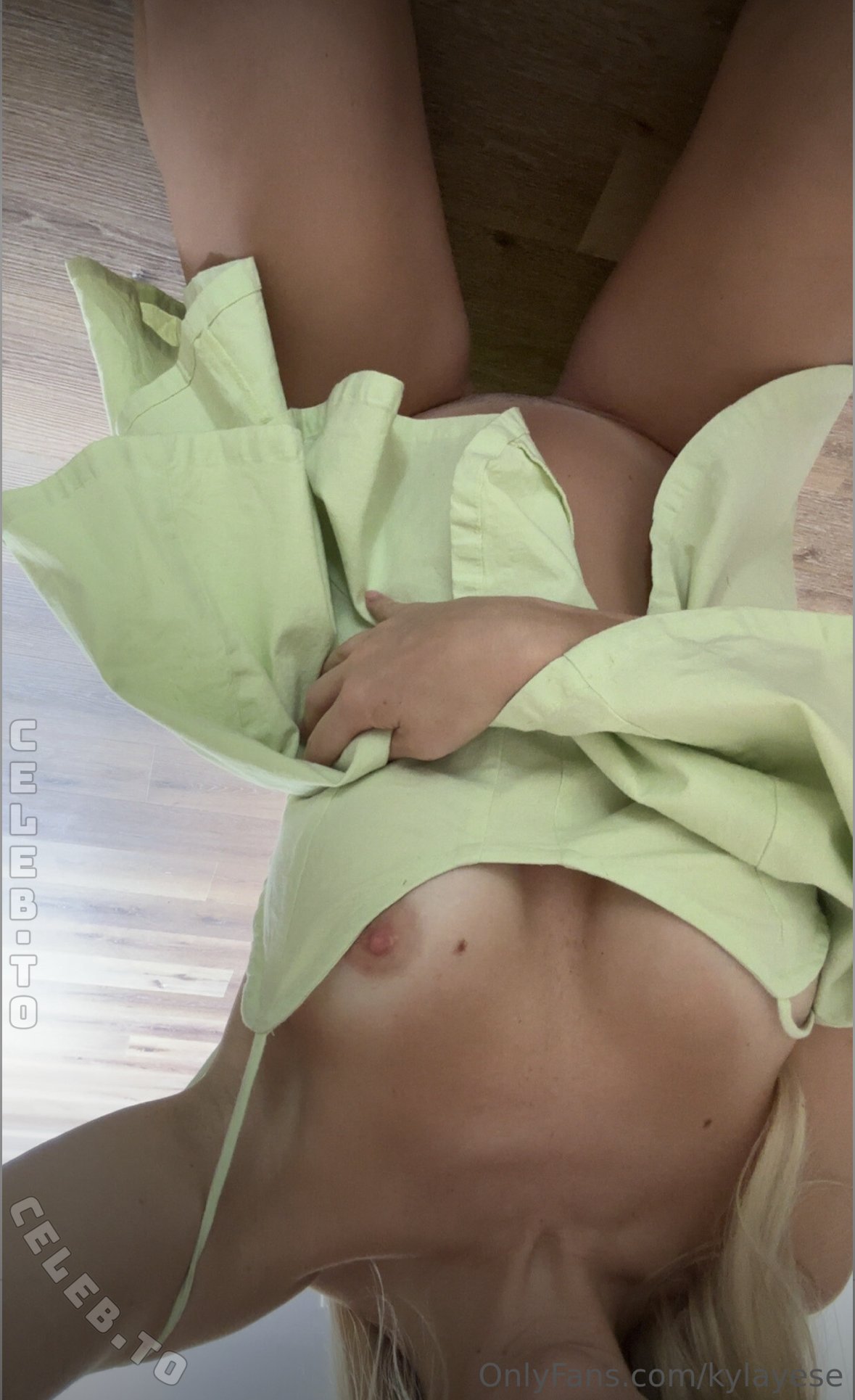Kyla Yesenosky nude photo 9