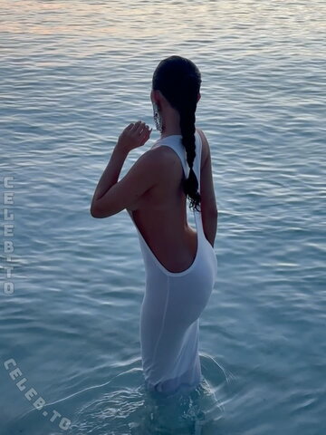 Kylie Jenner nude photo 63