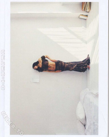 Kylie Jenner photo 4
