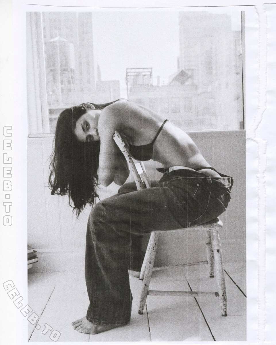 Kylie Jenner nude photo 8