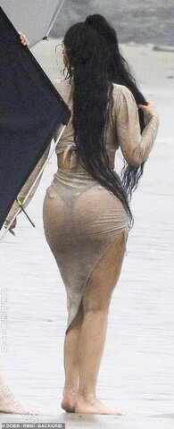 Kylie Jenner nude photo 49