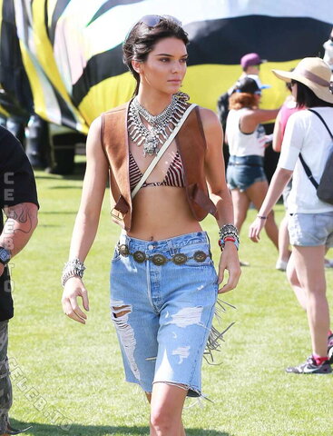 Kylie Jenner photo 6