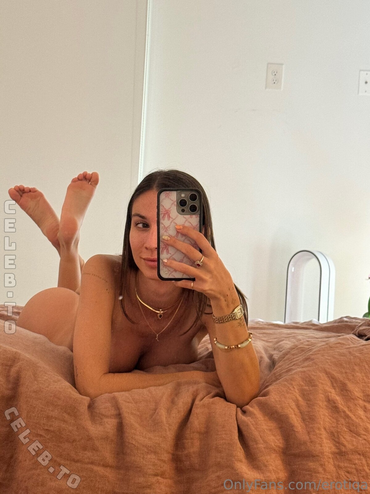 Kylie Rae nude photo 5