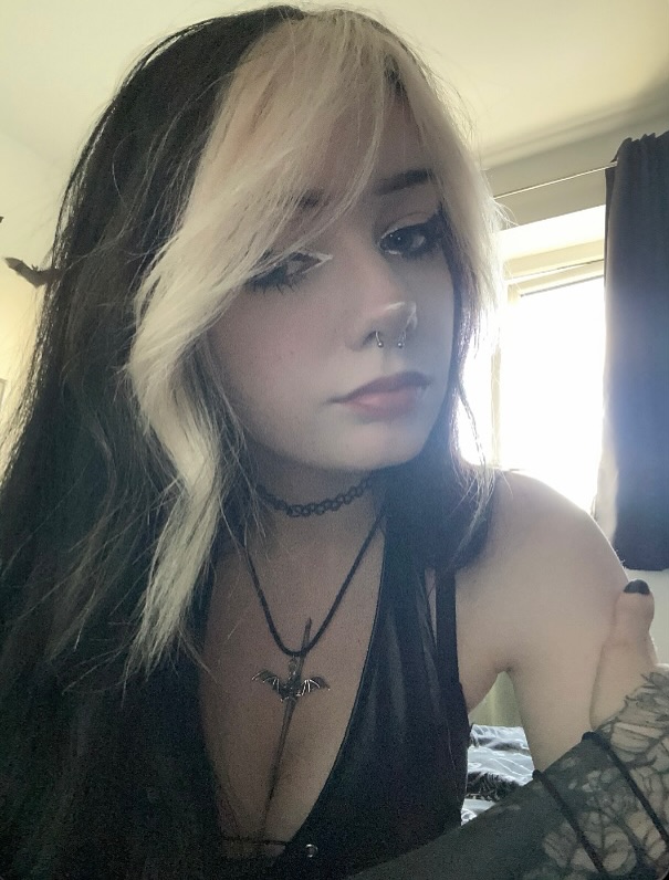 ___l4y1a nude photo 8
