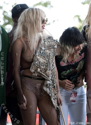 Lady Gaga nude photo 17