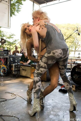 Lady Gaga nude photo 13