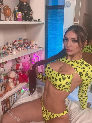 Lady3Holes nude photo 7