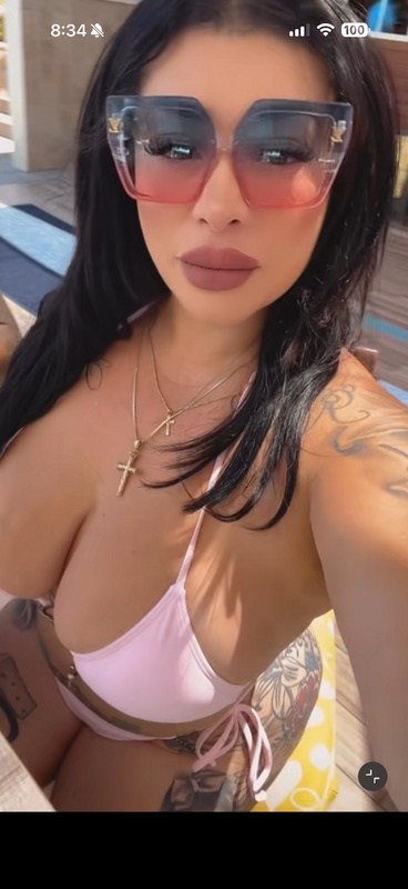 lady_luckz7 nude photo 4