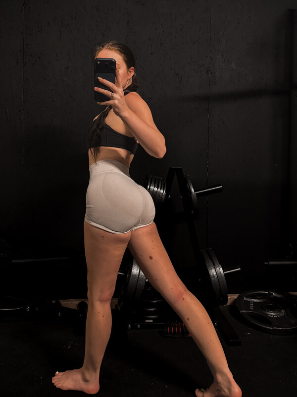 ladyxblake nude photo 4