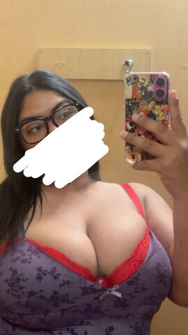 lalaphrz nude photo 5