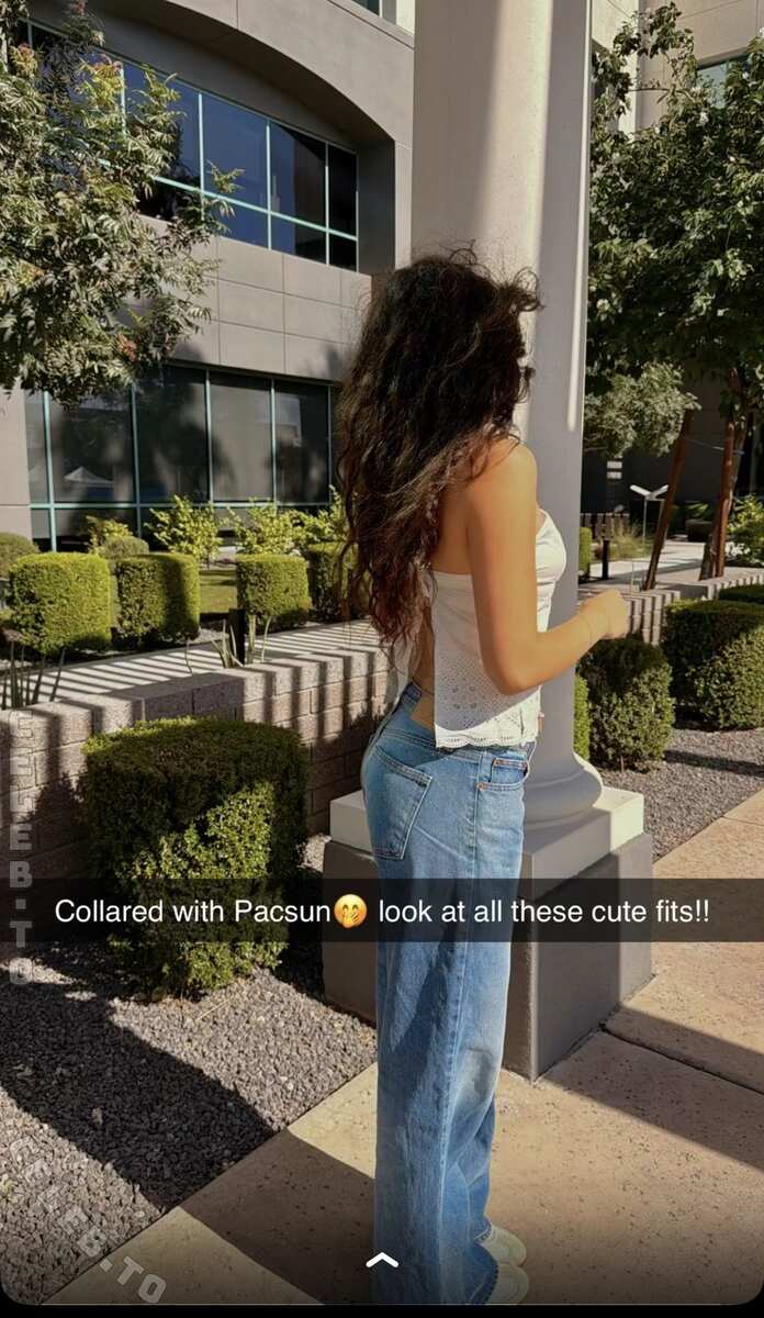 Lala.sadi nude photo 5