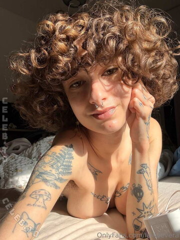 Lalhoevera nude photo 33