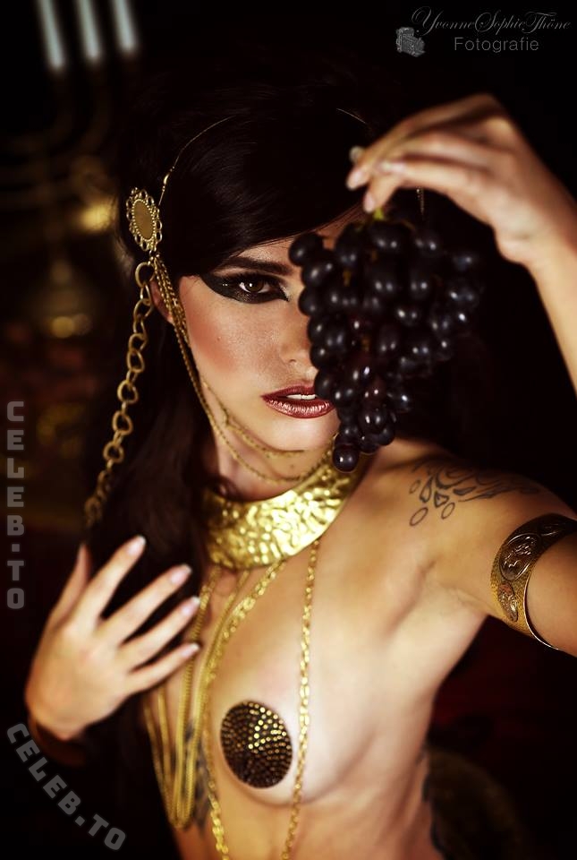 Lamacra nude photo 3