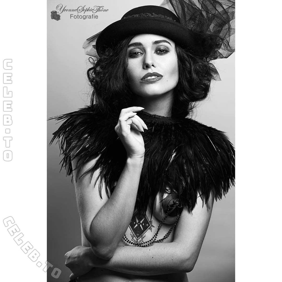 Lamacra nude photo 5