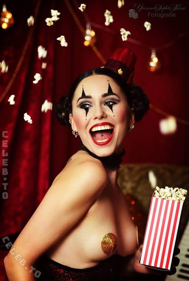 Lamacra nude photo 15
