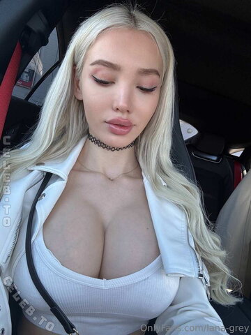 Lana Grey photo 1