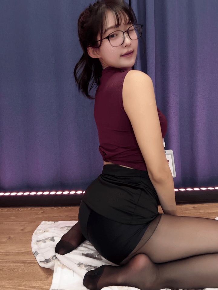 lapq8306 nude photo 12