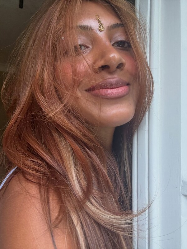 LARA RAJ nude photo 11