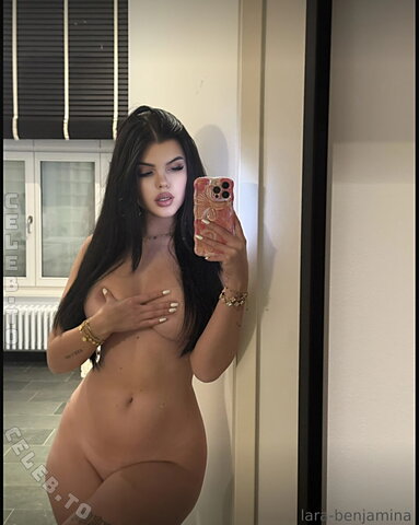 Lara Winter nude photo 16