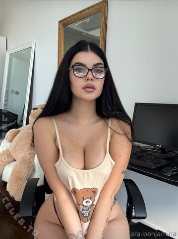 Lara Winter – Can I be your 🧸?