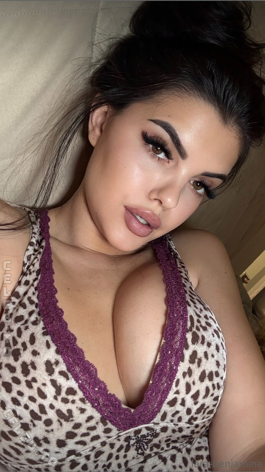 Lara Winter nude photo 1