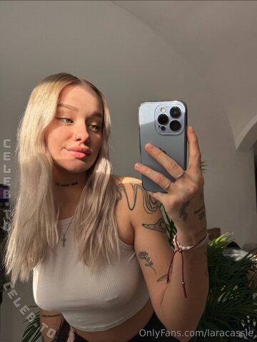 Laracassie nude photo 15