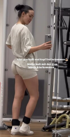 Lara.stxx nude photo 8