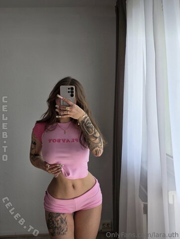 Lara.uth nude photo 30