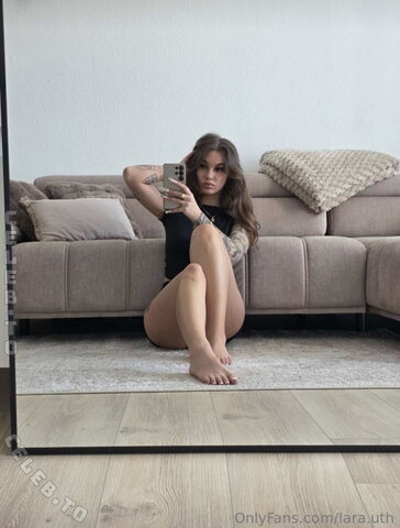 Lara.uth nude photo 21