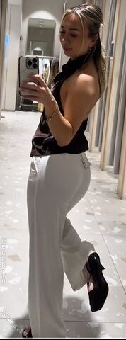 Larawiyl nude photo 22